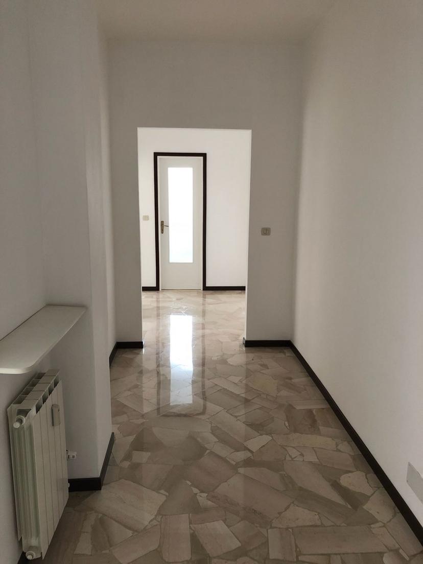 Quadrilocale in Corso Valentino 196, Casale Monferrato