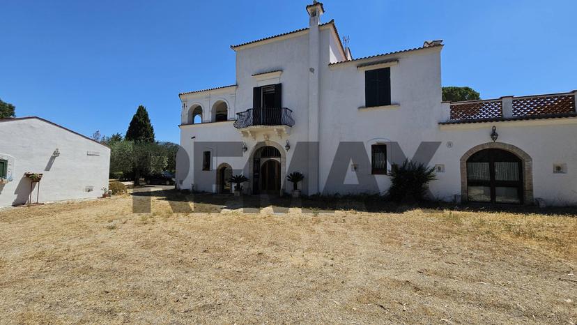 Villa in Contrada Cruste Snc, Lucera — foto 4 di 5