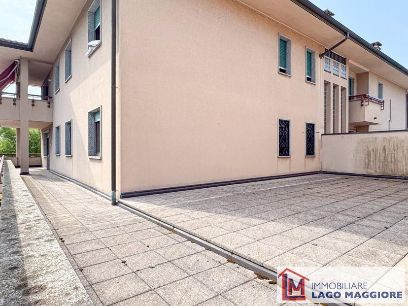 Quadrilocale in Contrada Tagliabò 16, Cocquio-Trevisago — foto 4 di 5