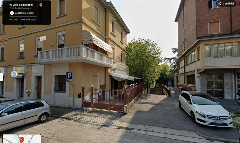 Bilocale in Viale Giacomo Matteotti 93, Forlì — foto 3 di 5