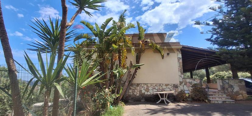 Villa in Contrada Traversa  Km 11300 Sp16 Snc, Ventimiglia di Sicilia — foto 2 di 5