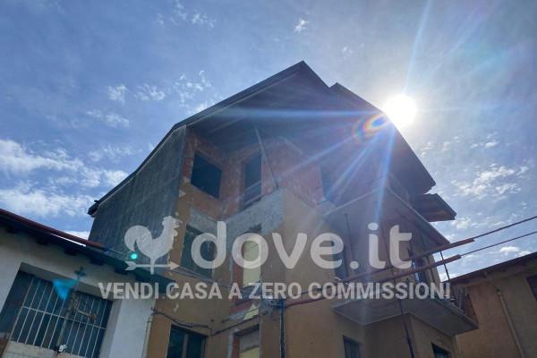 Trilocale in Via Piemonte 3, Castronno