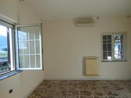 Quadrilocale in S.S. 85 Venafrana, Presenzano