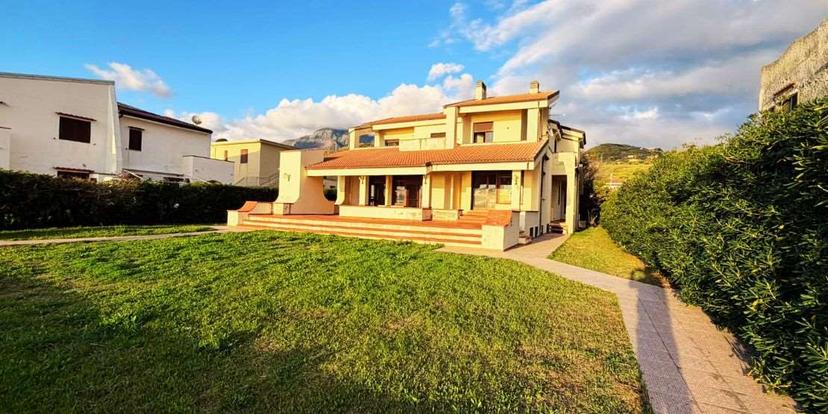 Villa unifamiliare in Serluca-Calabaia , Belvedere Marittimo — foto 2 di 5