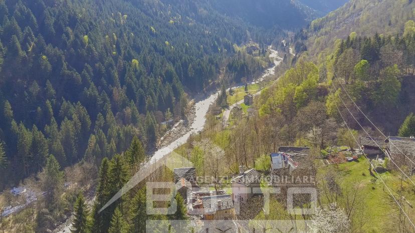 Baita in Piana Toni, Mollia — foto 2 di 5