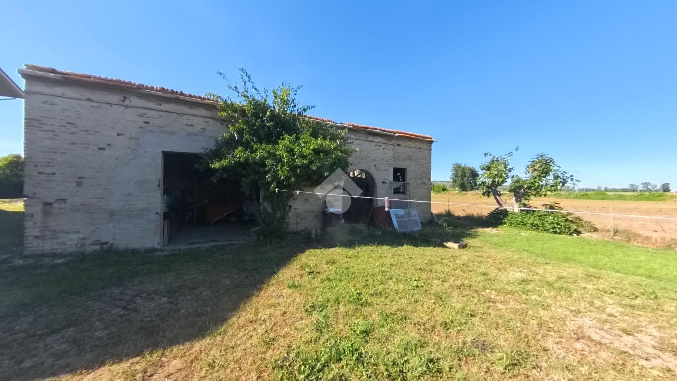Casa indipendente in Contrada Piane di Chienti 32, Civitanova Marche