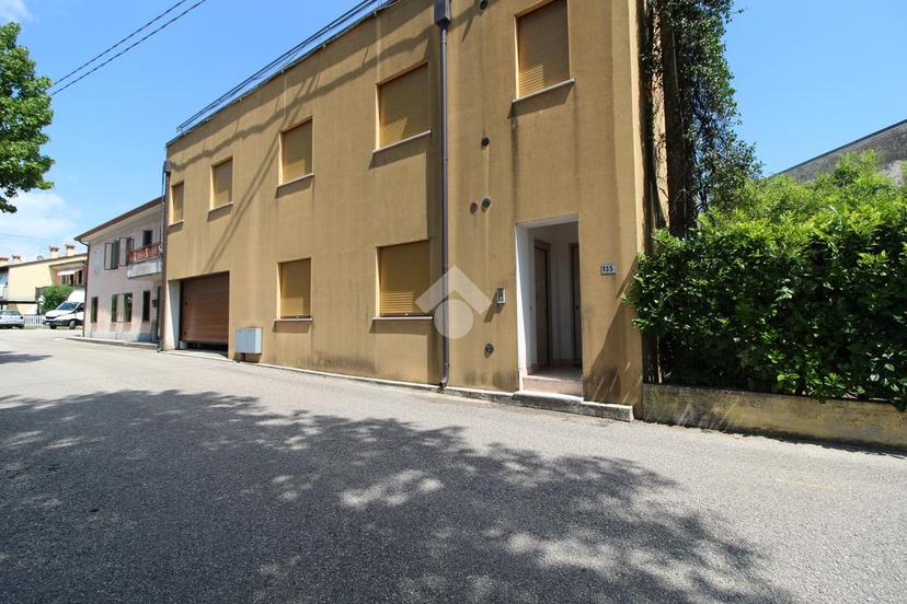 Trilocale in Via Caprera 135, Dueville — foto 3 di 5