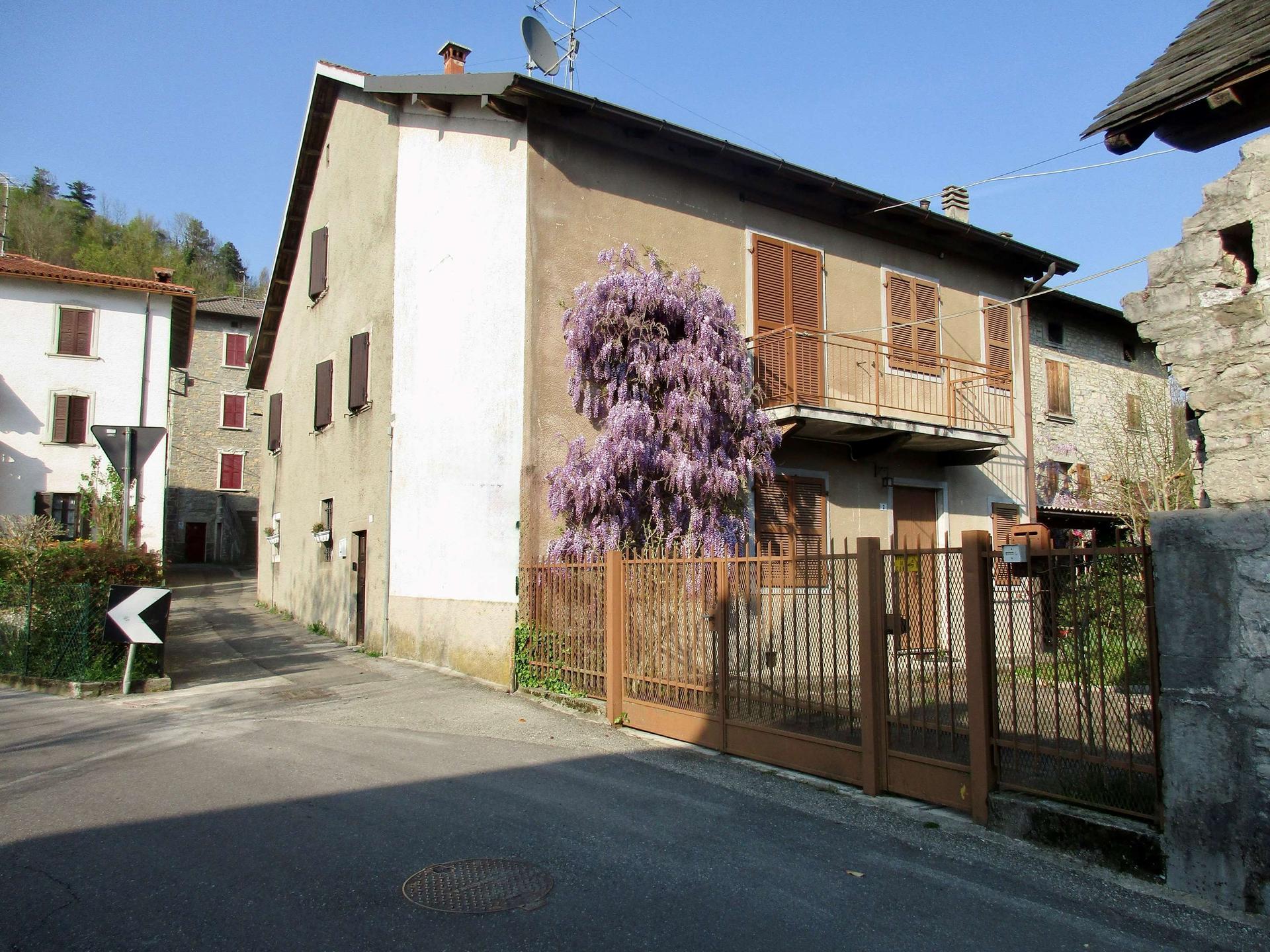 Porzione di casa in Via Trieste, Berbenno