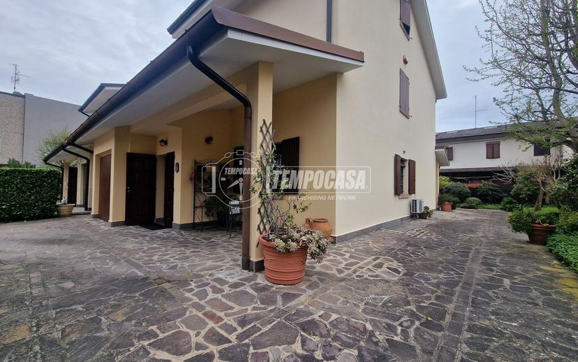 Casa indipendente in Via Raimondo Montecuccoli 6, Formigine — foto 2 di 5