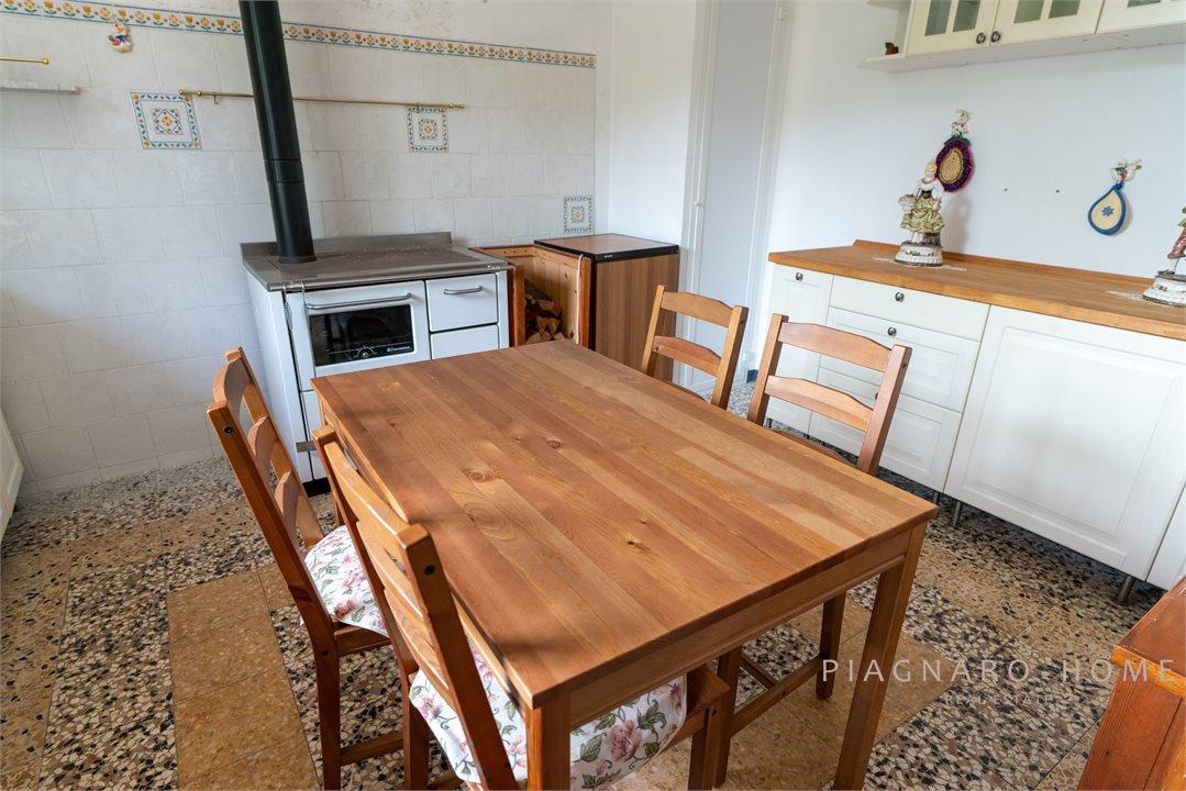Quadrilocale in Via della Fontana 21, Zeri