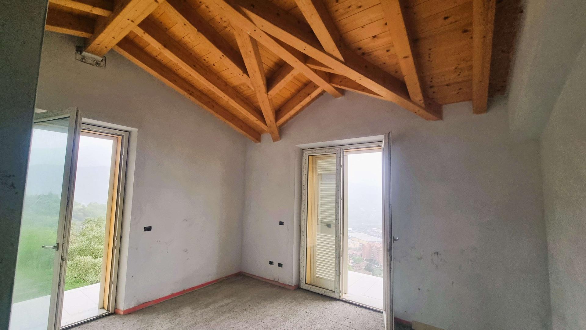 Villa a schiera, Aulla