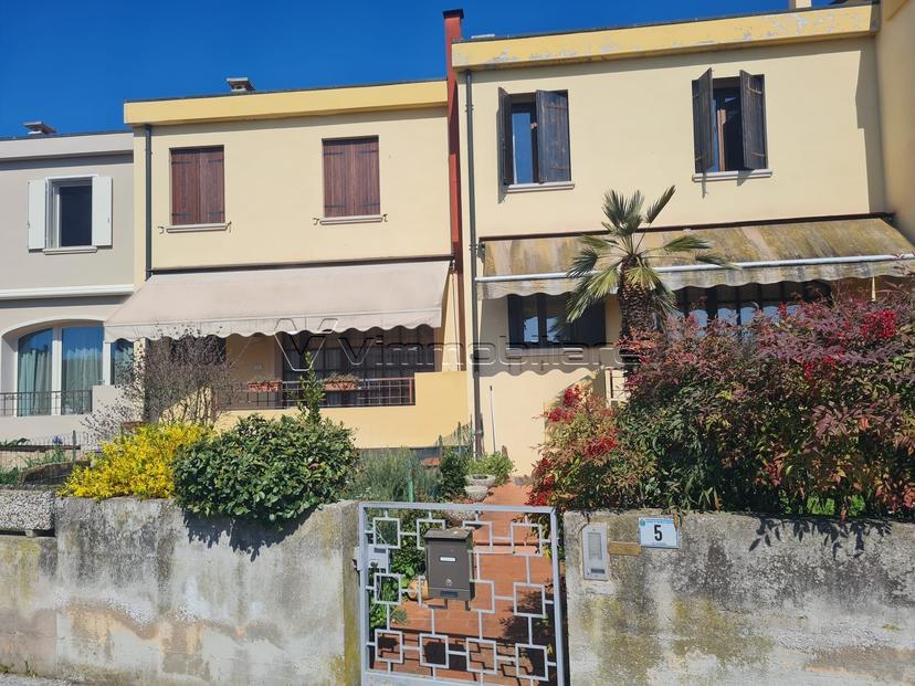 Villa a schiera in Via Giacomo Leopardi 3, Noventa Vicentina — foto 2 di 3