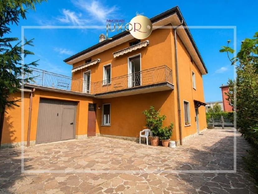 Trilocale in Via 1° Maggio 1, Cassago Brianza — foto 2 di 5