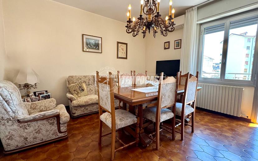 Trilocale in Via Piero Gobetti 33, Cologno Monzese