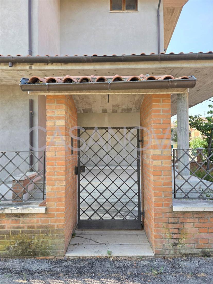 Villa, Mosciano Sant'Angelo