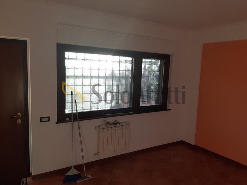 Trilocale in Via di Sant'Andrea 9, Grottaferrata — foto 3 di 5
