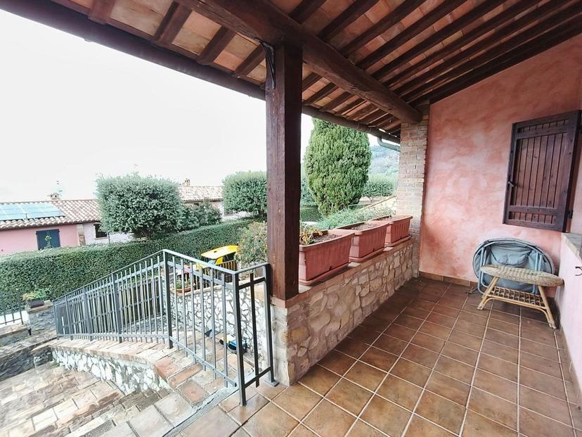 Villa a schiera in Via Poggio Fiorito  Snc, Guardea — foto 4 di 5
