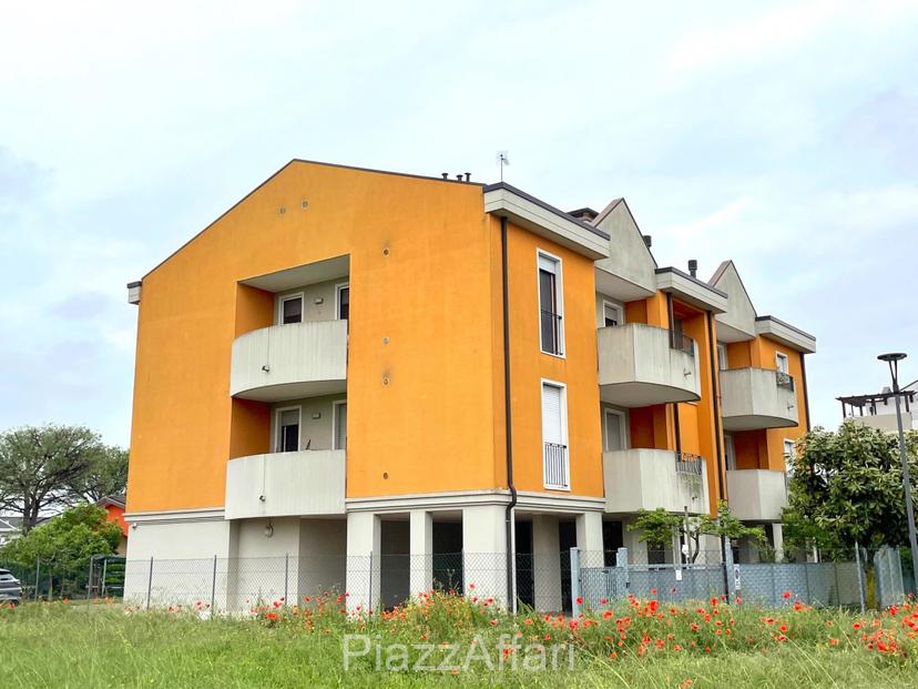 Bilocale in Via Rossini, Brugine — foto 2 di 5