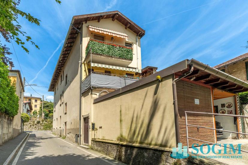 Trilocale in Via Cristoforo Colombo, Albese con Cassano — foto 5 di 5
