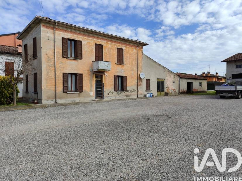 Villa in Via Roncobonoldo, Suzzara
