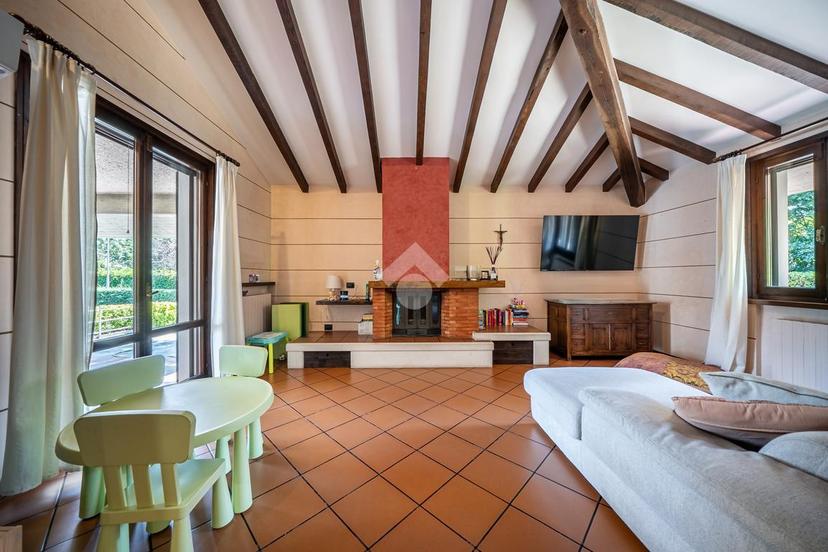 Villa in Via Pietro Nenni 6, Sant'Ilario d'Enza — foto 2 di 5