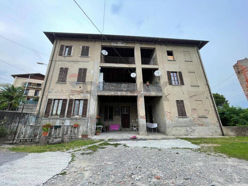 Rustico, Casnate con Bernate