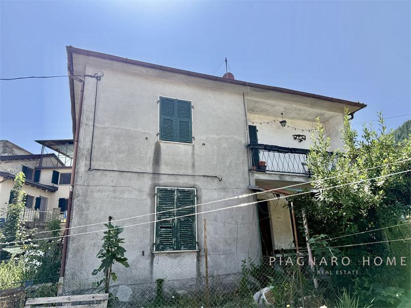 Quadrilocale in Via del Questè 4, Zeri — foto 4 di 5