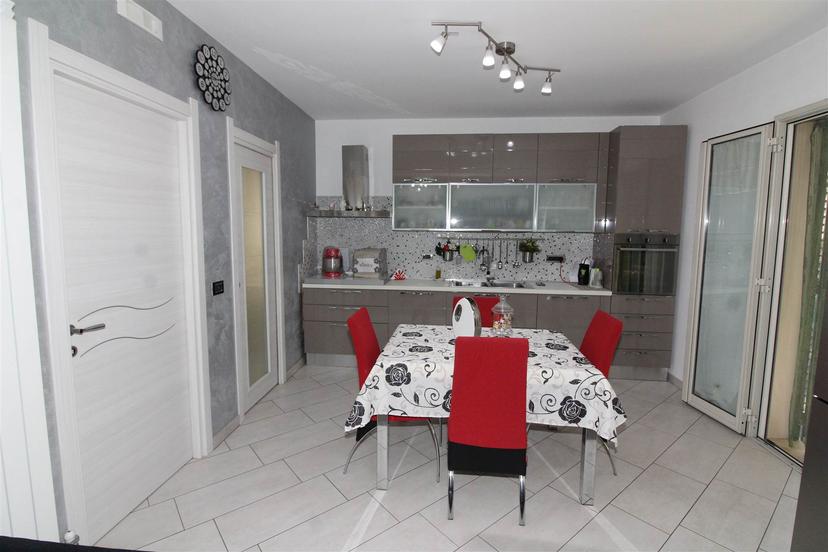 Casa indipendente in Via Carrubbazza, Lentini — foto 5 di 5
