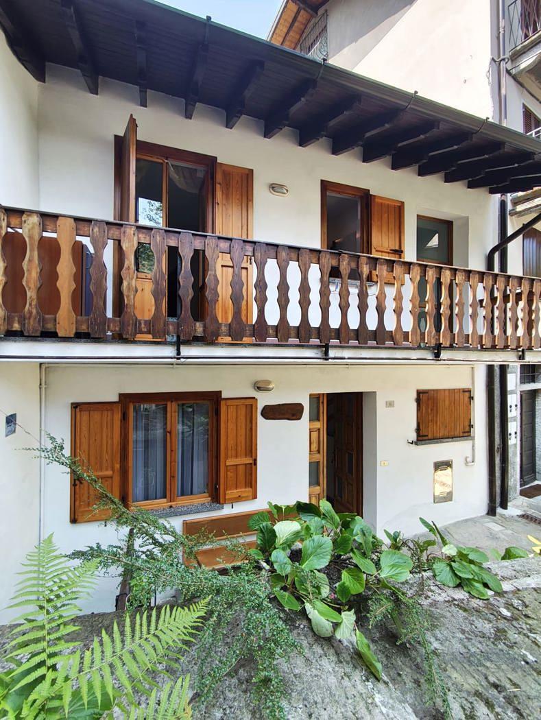 Appartamento in Via Mulino 8, Schignano