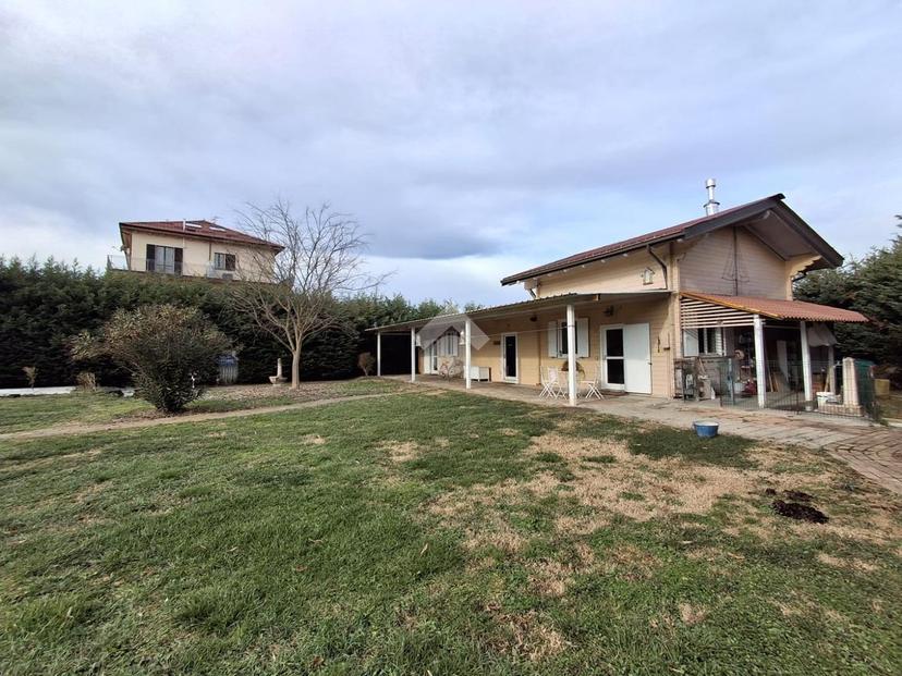 Villa in Frazione Godi 10, San Giorgio Piacentino — foto 2 di 5