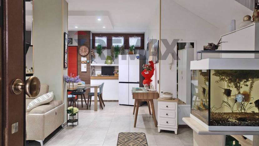 Quadrilocale in Via Colle Puoti 48, Santa Maria a Vico — foto 2 di 5