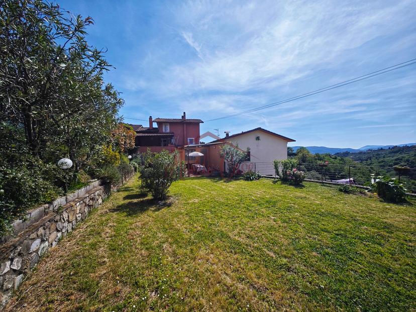 Villa a schiera in Via Caprignano, Castelnuovo Magra — foto 4 di 5