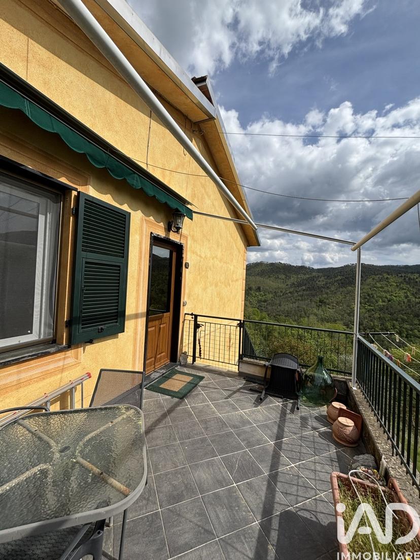 Appartamento in Via Giosuã¨ Carducci 8, Carro — foto 3 di 5