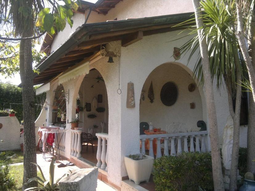 Villa bifamiliare in a Bregoscia 29, Montignoso — foto 5 di 5