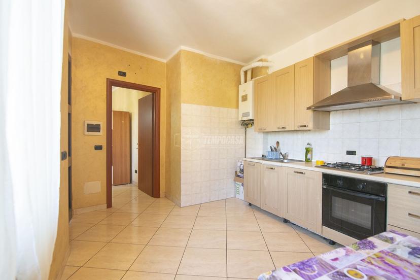 Bilocale in Via Vittorio Emanuele II 25, Brignano Gera d'Adda — foto 3 di 5