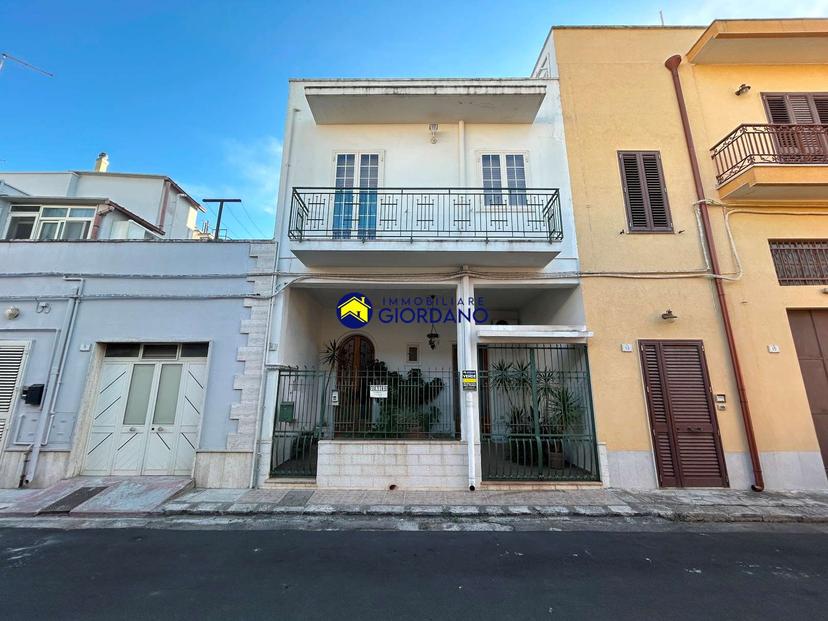 Villa in Via Enrico Toti 11, Squinzano