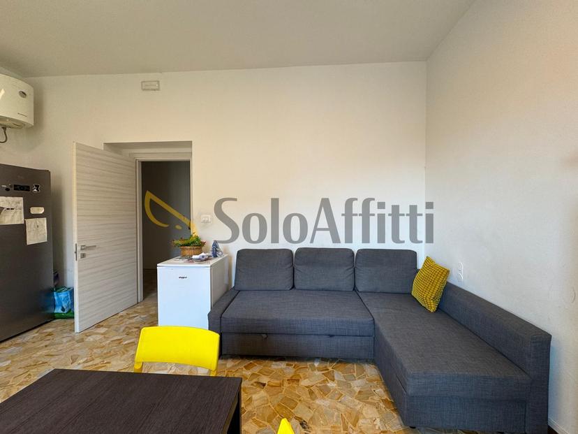 Stanza in appartamento in Via Guglielmo Marconi 2, Bologna
