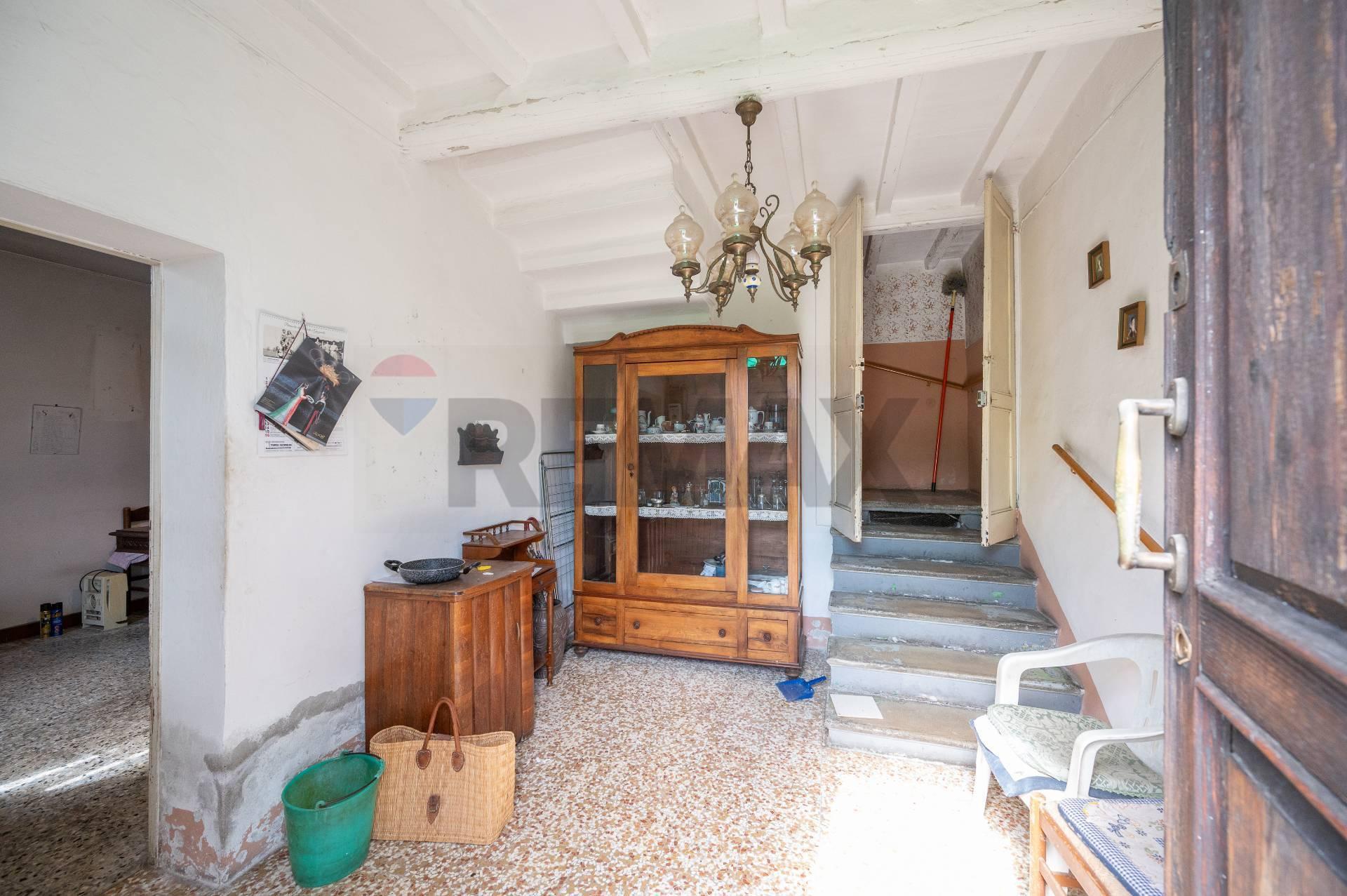 Casa indipendente in Via Guglielmo Marconi 11, Gazzuolo