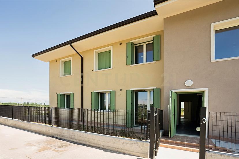 Trilocale in Via Toffanelle Nuove, Zevio — foto 2 di 5