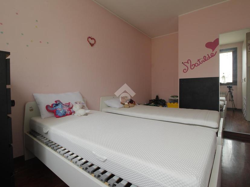 Trilocale in Via XXIV Maggio 65, Cerro Maggiore — foto 3 di 5