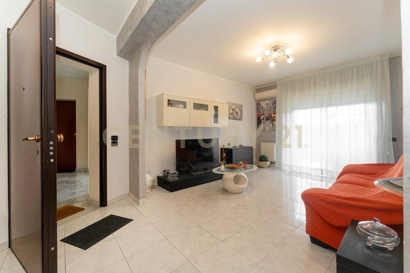 Quadrilocale in Via Giolitti Giovanni Snc, Gravina di Catania — foto 2 di 5