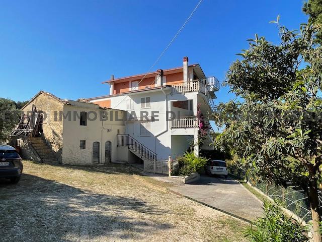 Villa a schiera in Via  S. Andrea 14, Cupra Marittima — foto 3 di 5