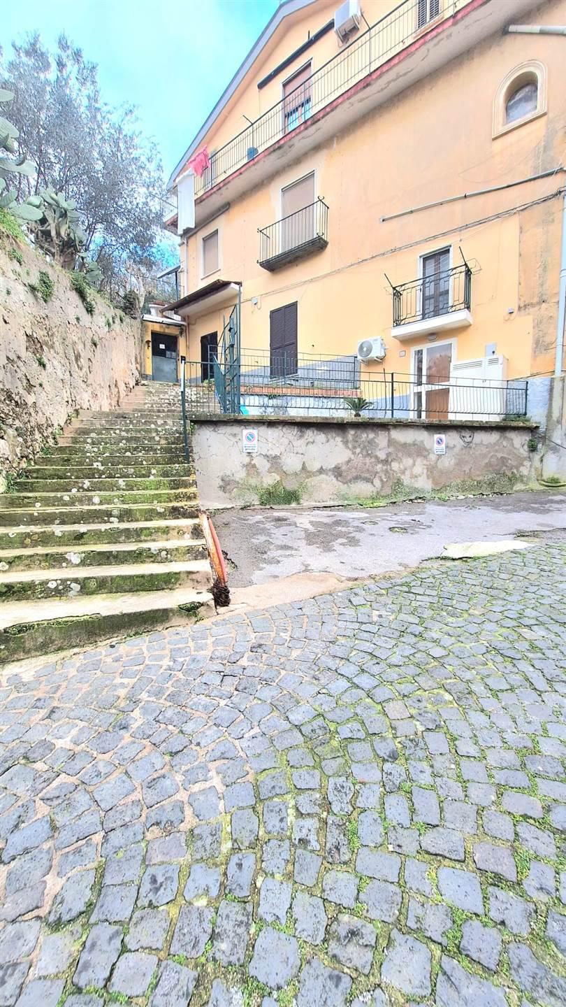 Bilocale in Via Giacinto Arnese, Cava de' Tirreni