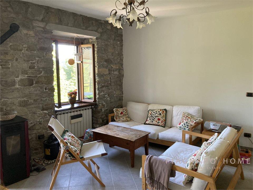 Casa indipendente, Zeri