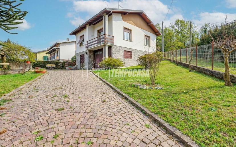 Casa indipendente in Via per Ternate, Comabbio — foto 2 di 5