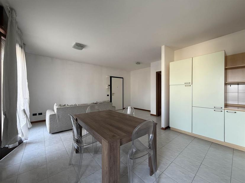 Quadrilocale in Via Brigata Stella, Montecchio Maggiore — foto 2 di 5