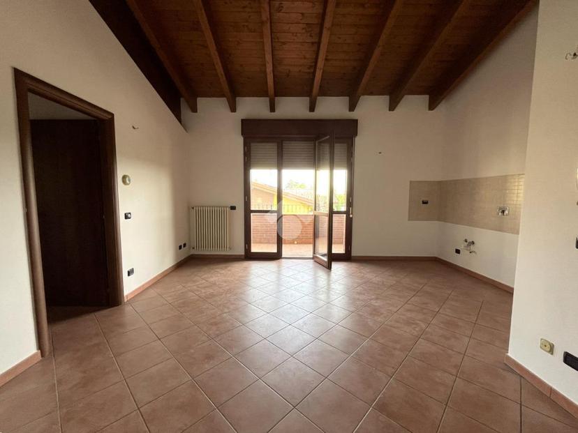 Trilocale in Via Serge Reggiani 4, Reggio nell'Emilia — foto 3 di 5