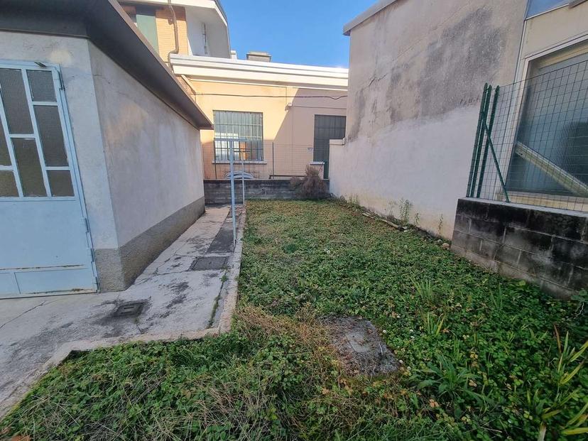Casa indipendente in Via Marzabotto, Limbiate — foto 5 di 5