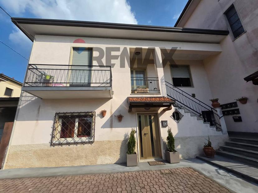 Casa indipendente in Via dei Cavalli 23, Varese — foto 4 di 5