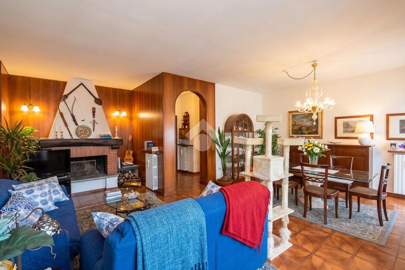 Villa in Via Resegone, Seregno — foto 4 di 5